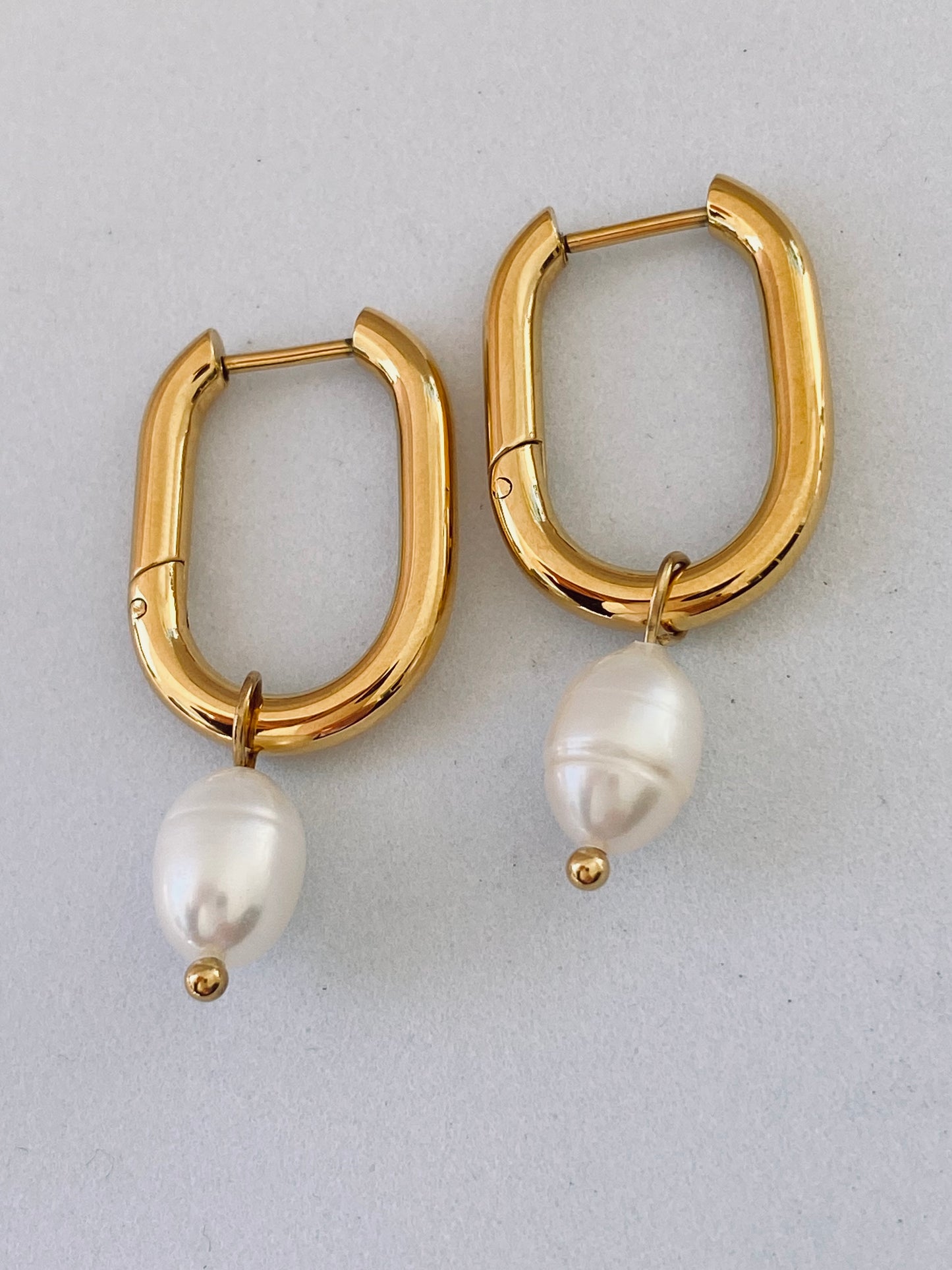 Merene Gold Square Hoop Earrings with Freshwater Pearls