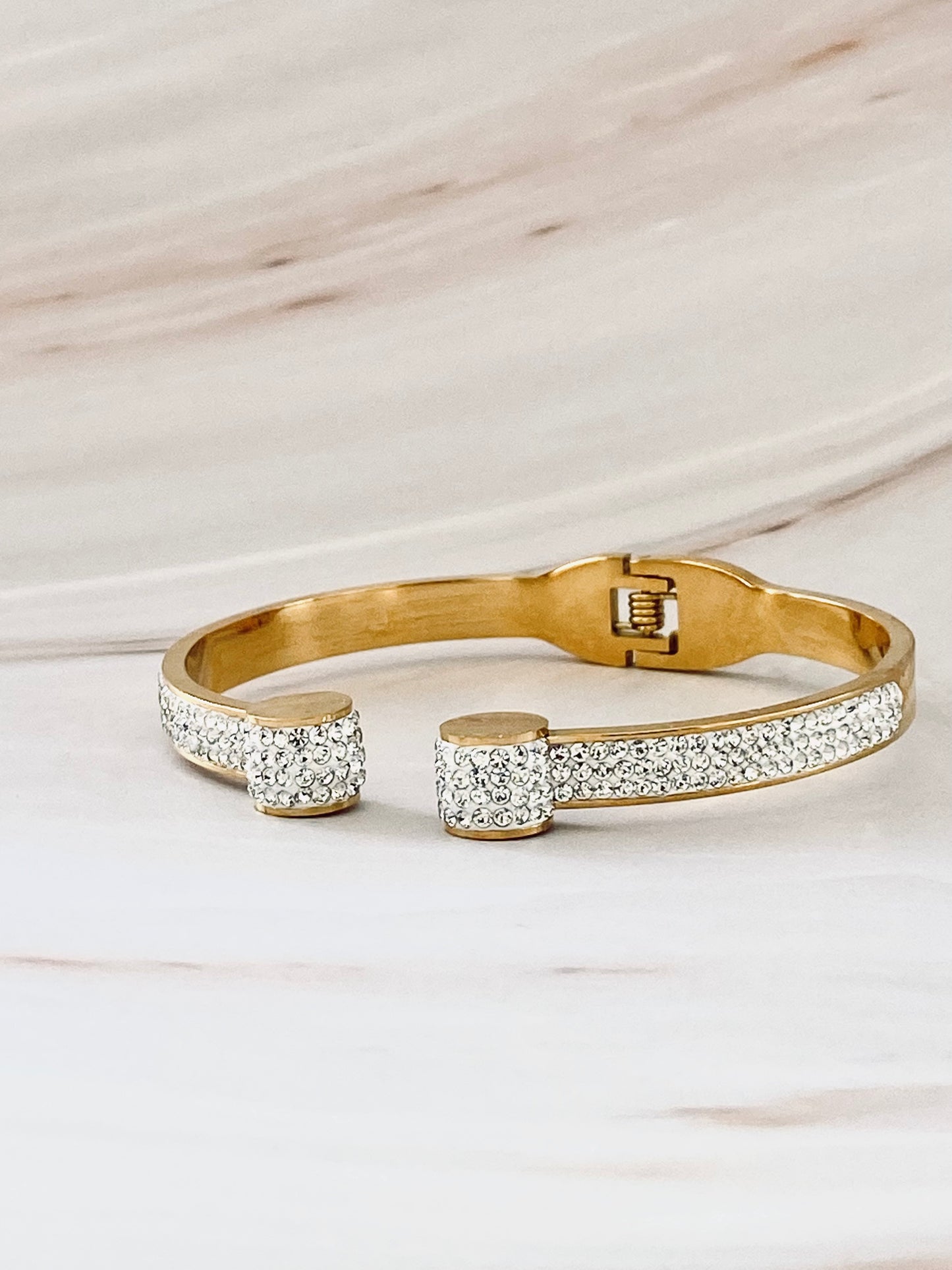 Glitter Zircon Gold Cuff Bangle