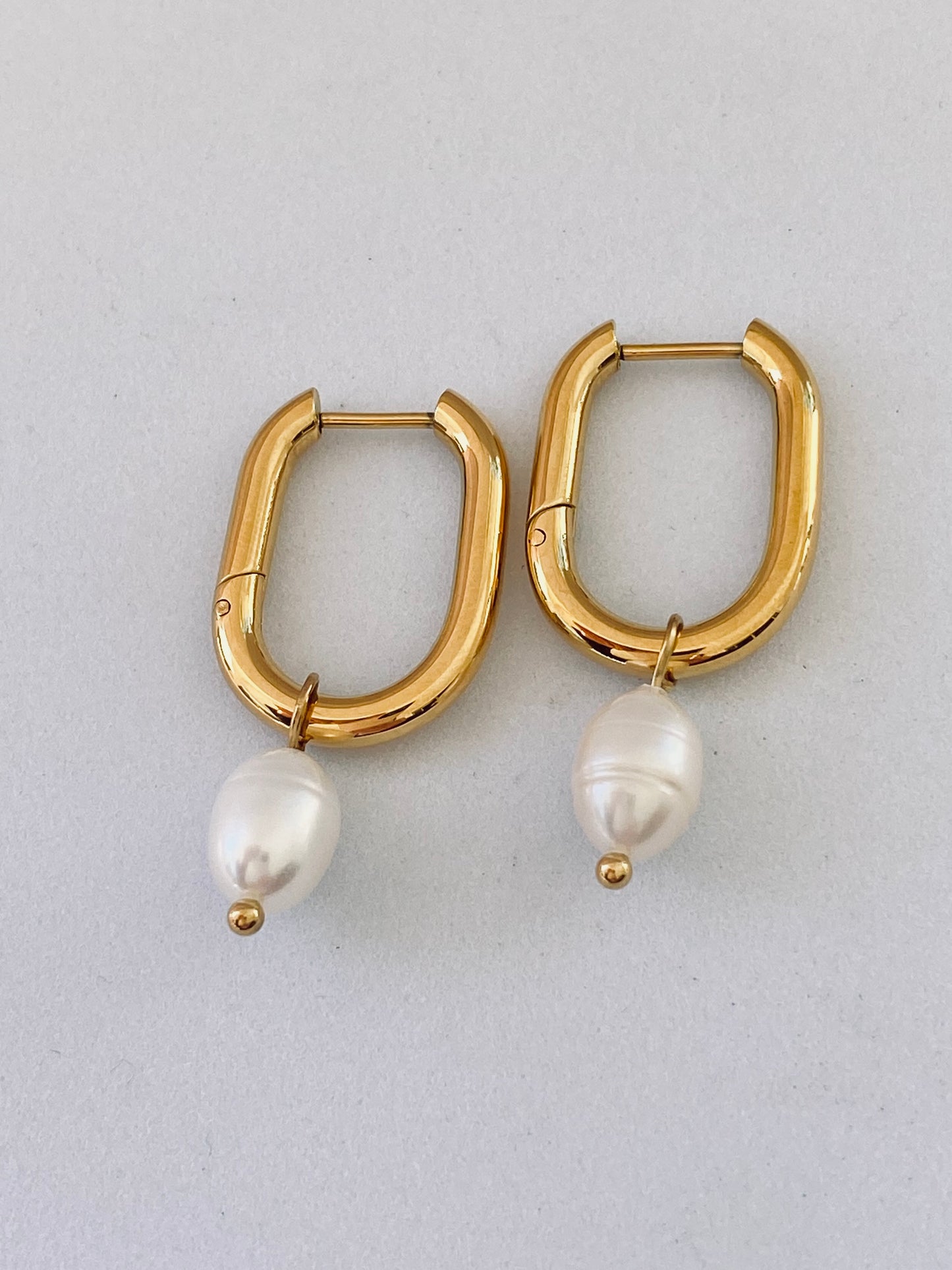 Merene Gold Square Hoop Earrings with Freshwater Pearls