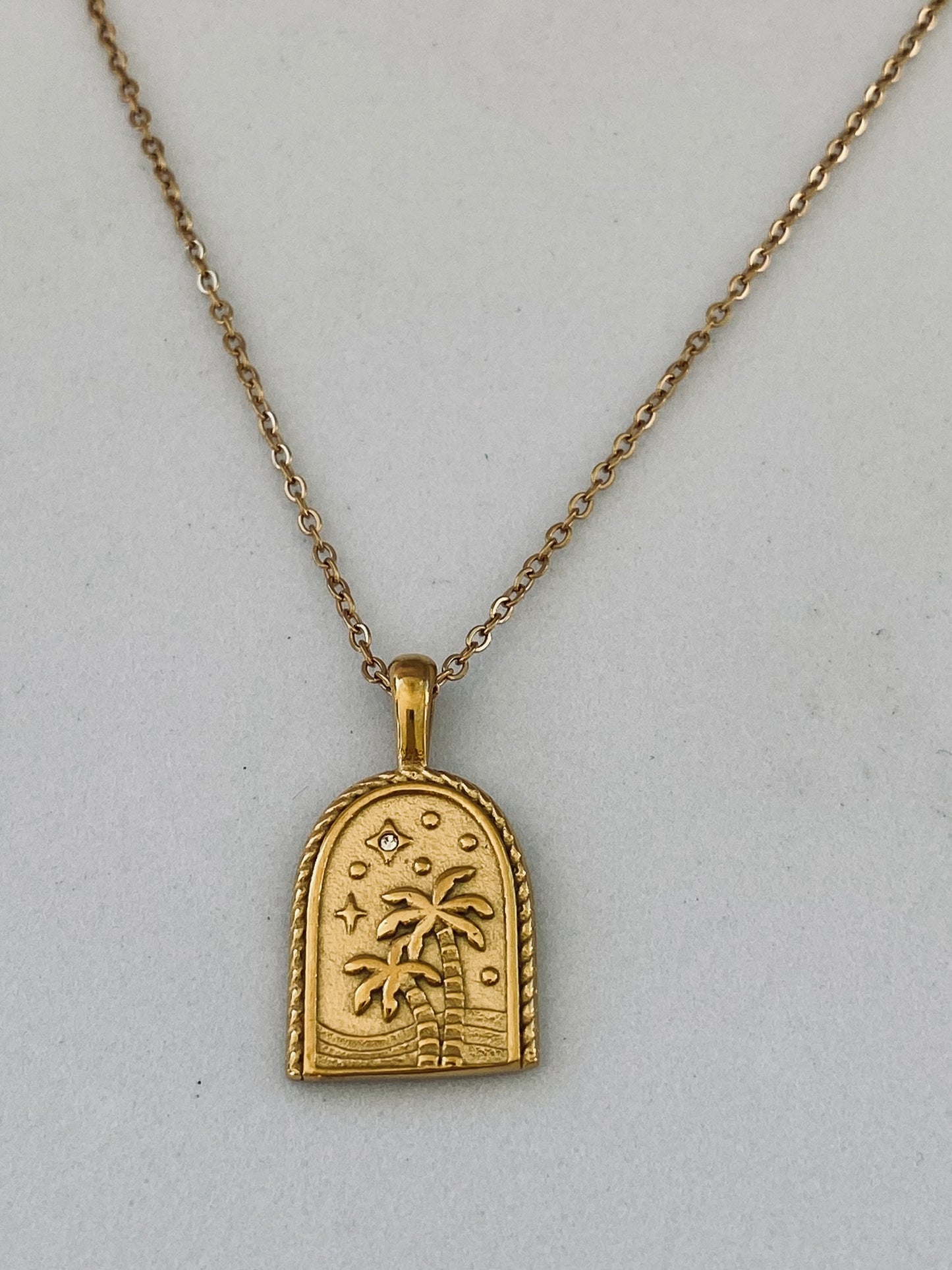 Arch of Tropic Gold Necklace