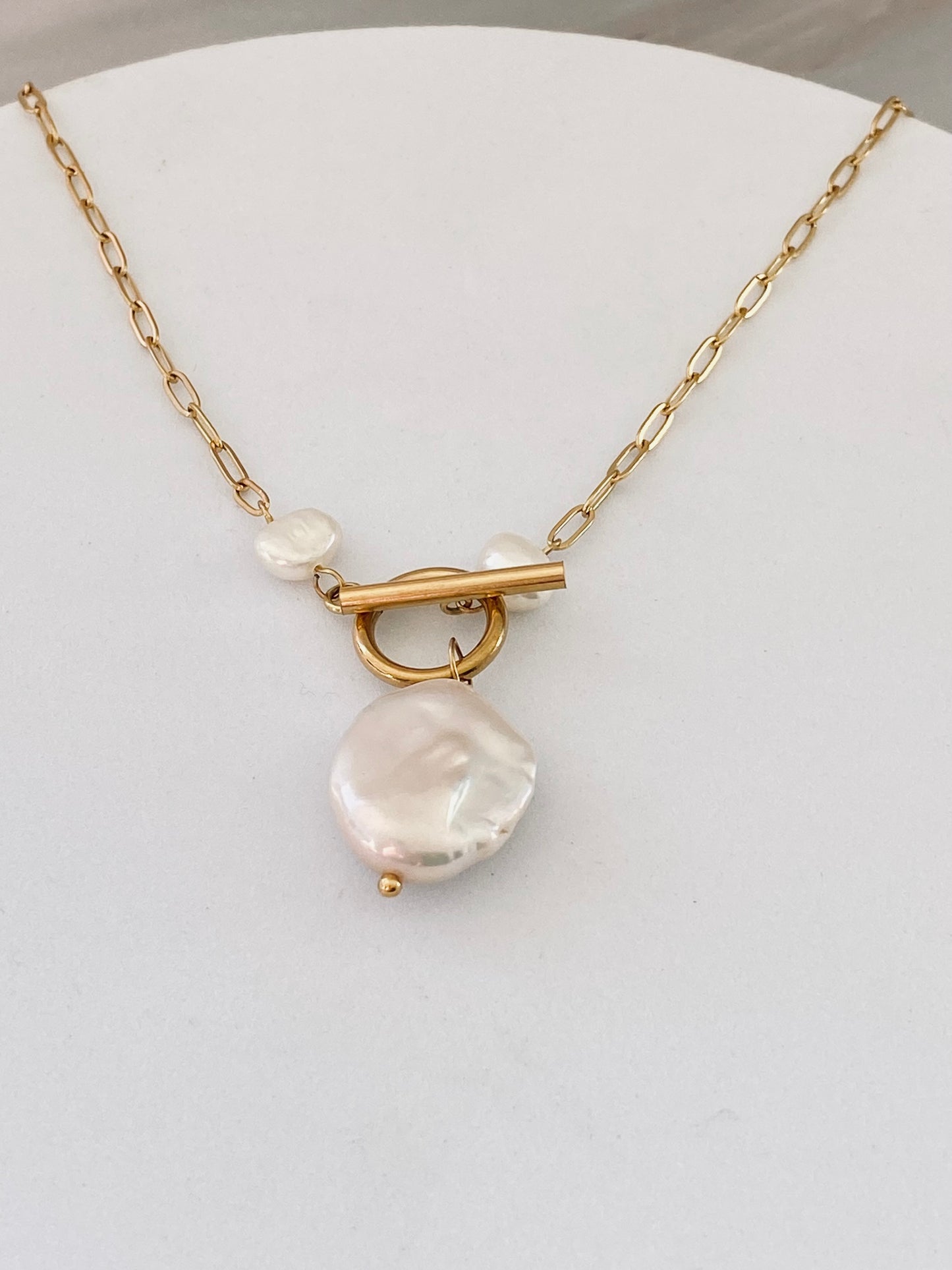 Pietra Pearl Necklace with O-T Clasp