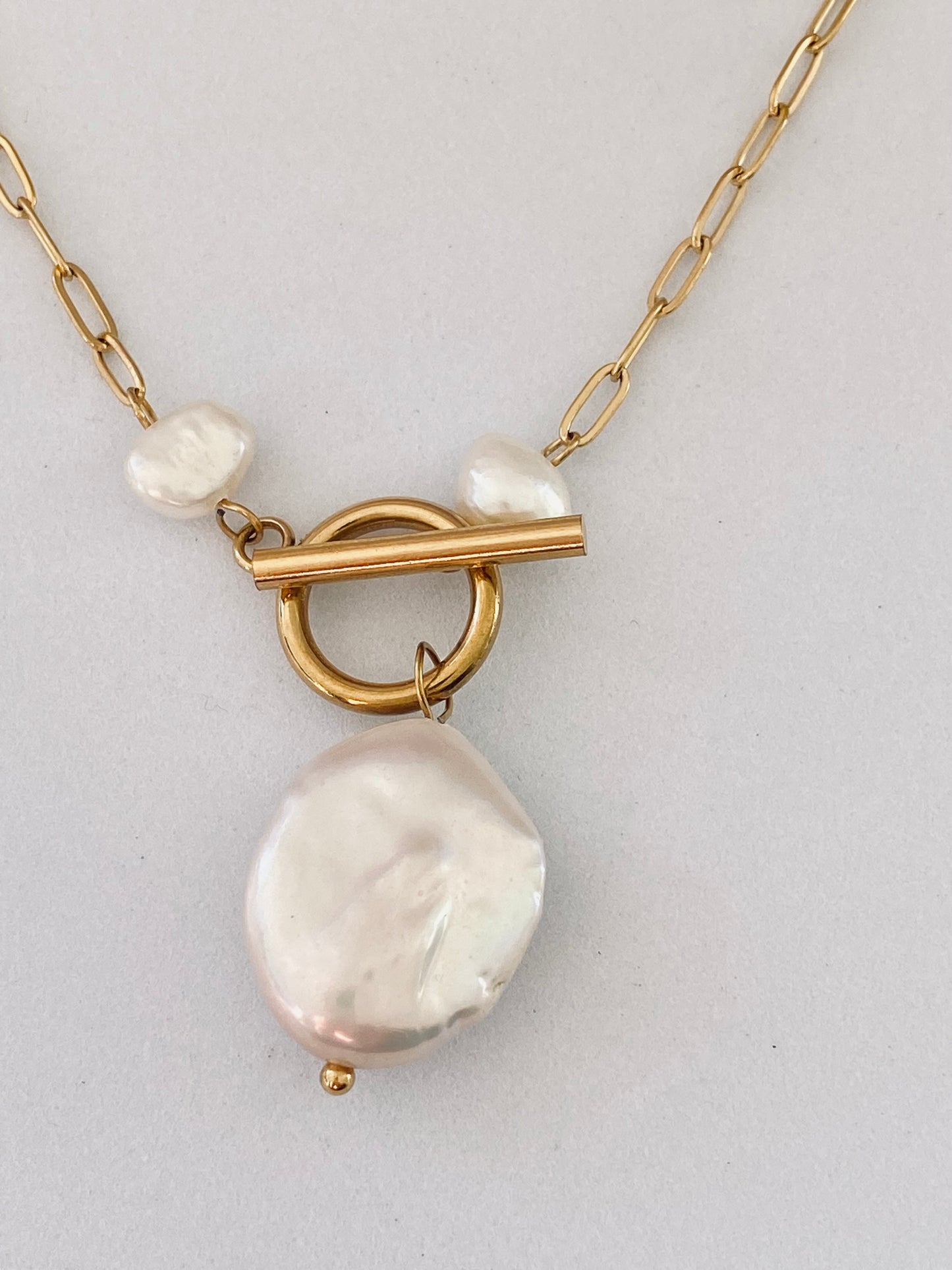 Pietra Pearl Necklace with O-T Clasp
