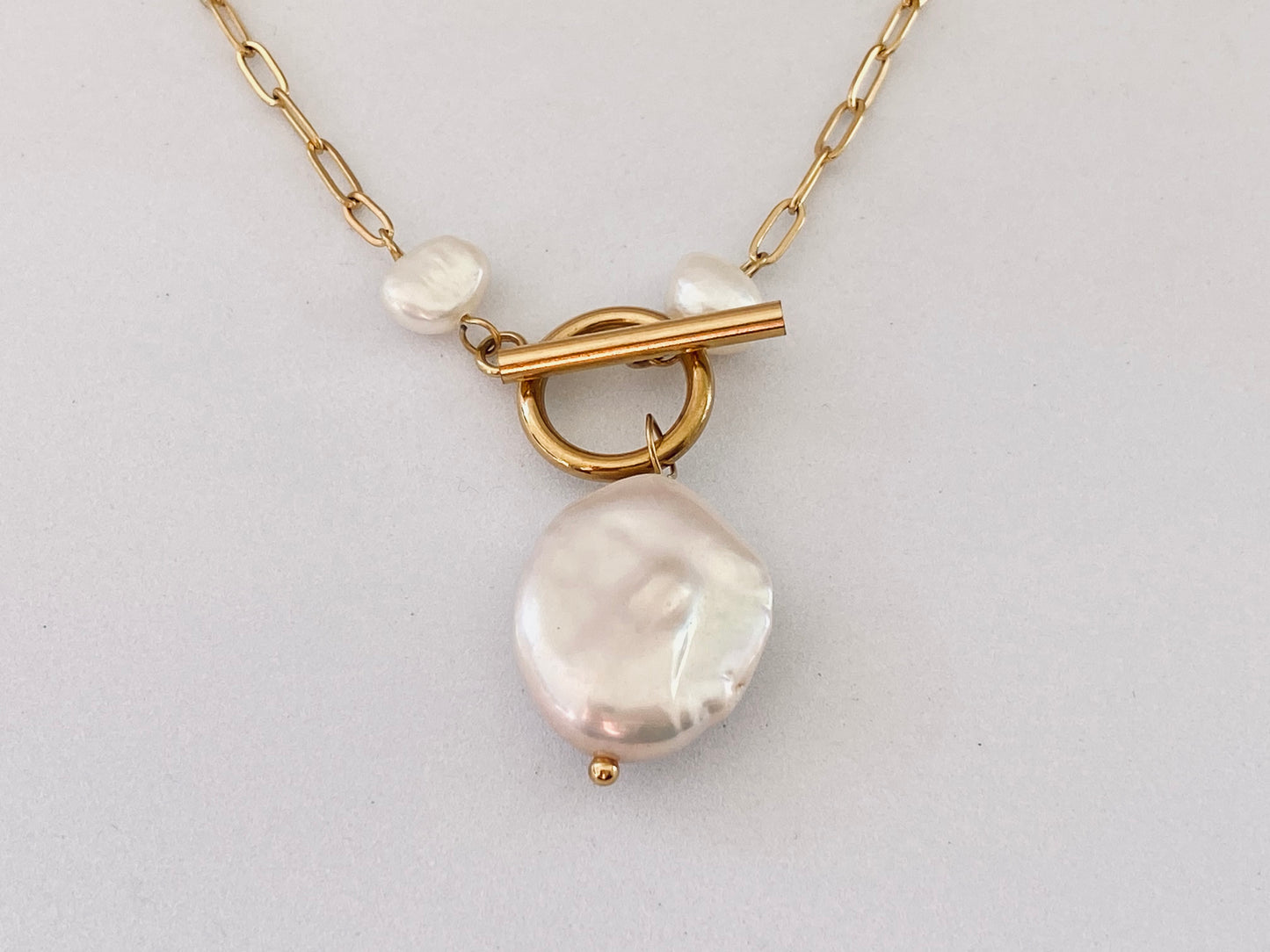 Pietra Pearl Necklace with O-T Clasp